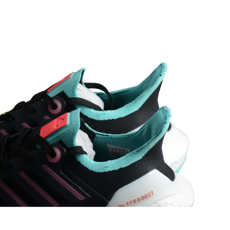 Adidas Ultraboost 22 "Core Black Turbo Mint Rush"