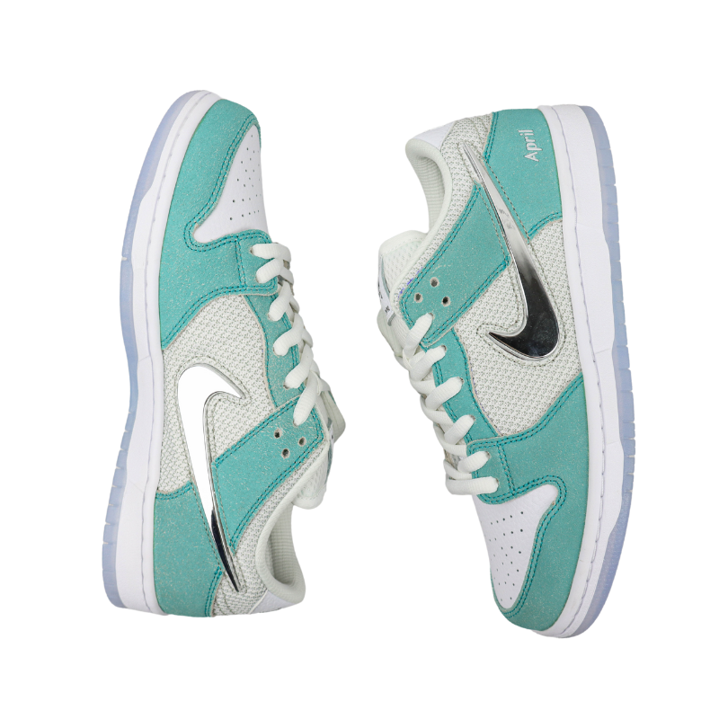 April Skateboard x Nike Dunk SB Low "Turbo Green"