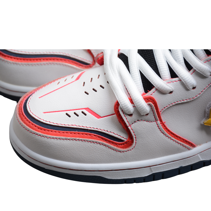 Nike SB Dunk High "Gundam RX-0 Unicórnio"