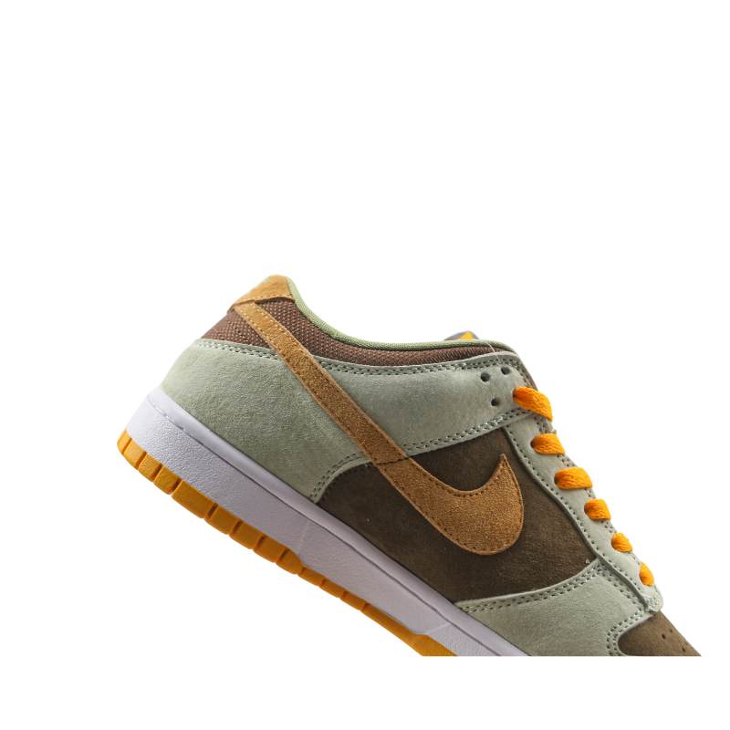 Nike Dunk Low "Dusty Olive"