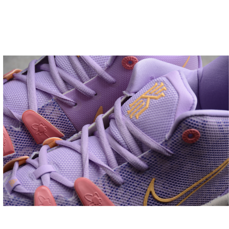 Nike Kyrie "7 Daughers"
