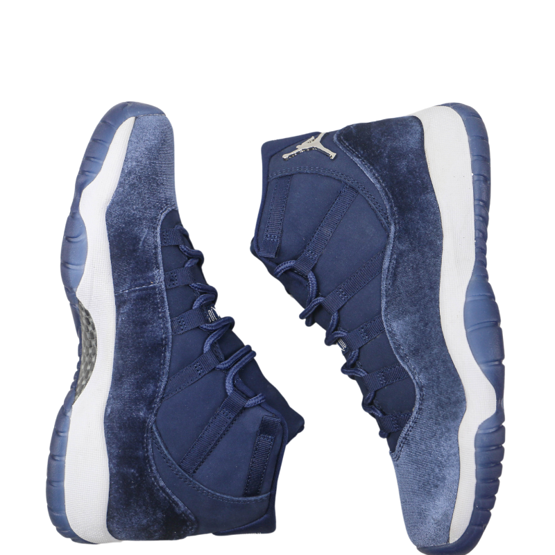 Air Jordan 11 Retro Wmns "Midnight Navy Velvet"