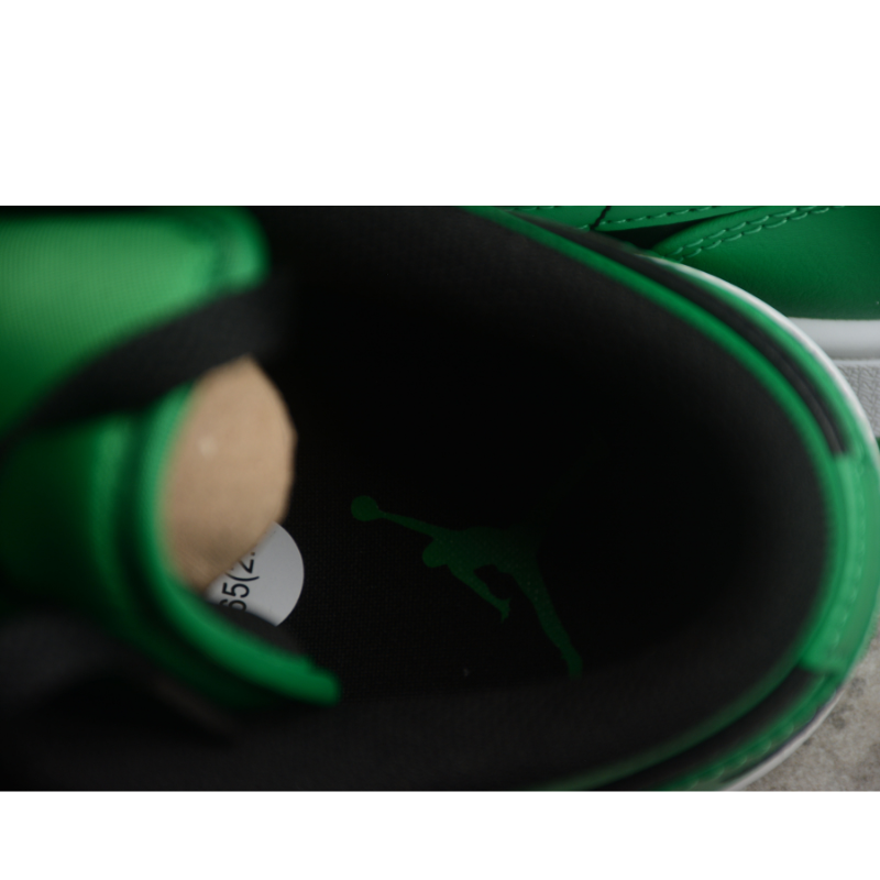 Air Jordan 1 Low "Lucky Green"