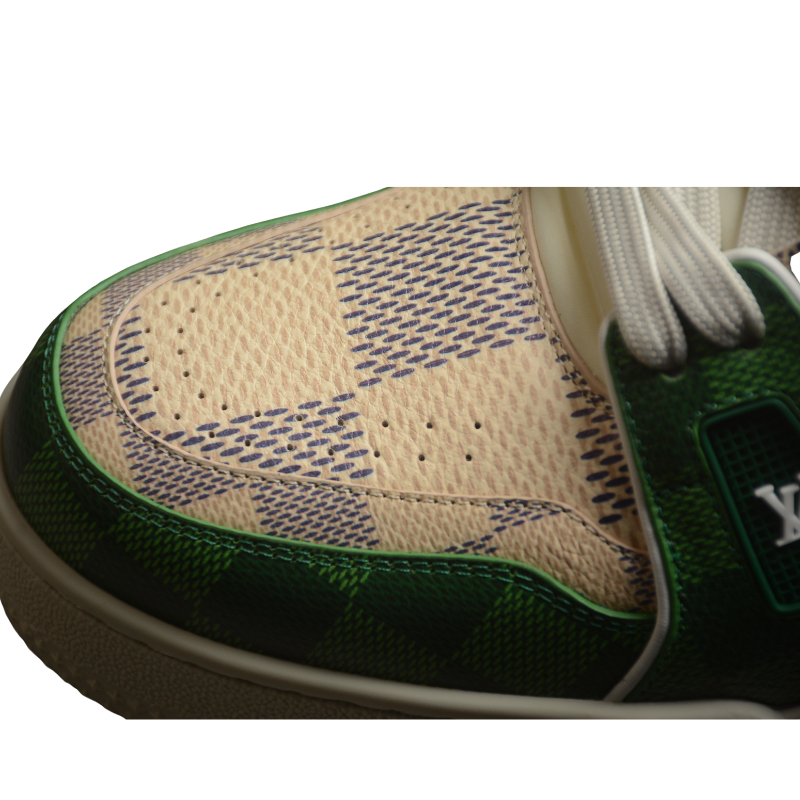 Louis Vuitton "trainer"