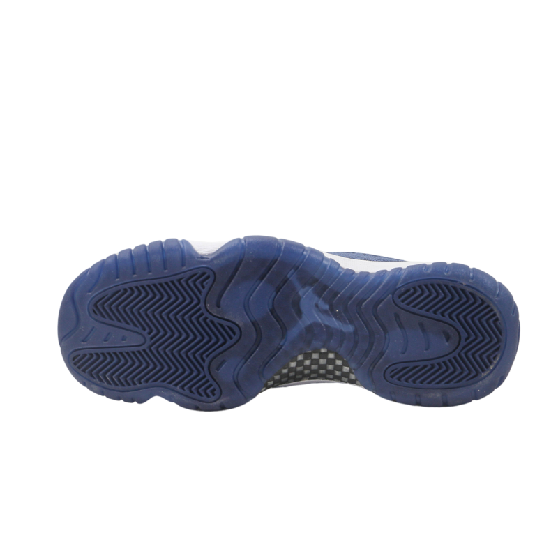 Air Jordan 11 Retro Wmns "Midnight Navy Velvet"