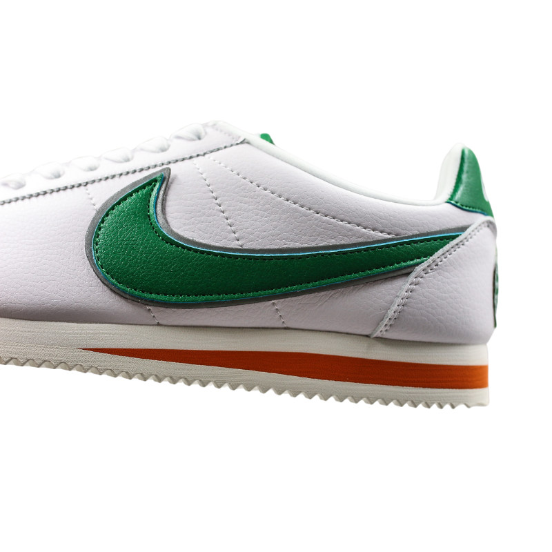 Stranger Things X Nike Cortez "Hawkins High"