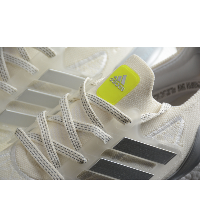 Ivy Park x adidas Ultra Boost 22 "Cloud White Silver Metallic" HR0181