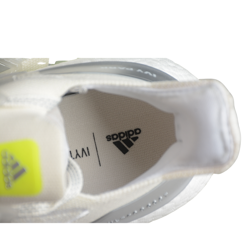 Ivy Park x adidas Ultra Boost 22 "Cloud White Silver Metallic" HR0181